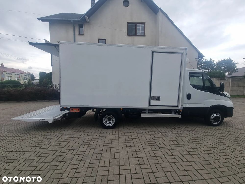 Iveco Daily 35c16  3.0  Chłodnia +Winda 8e-pall - 25