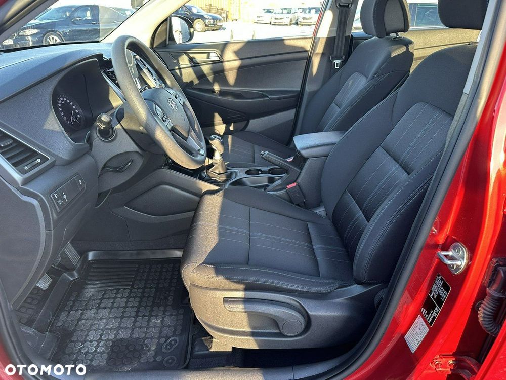 Hyundai Tucson 1.6 GDi 2WD Pure - 11