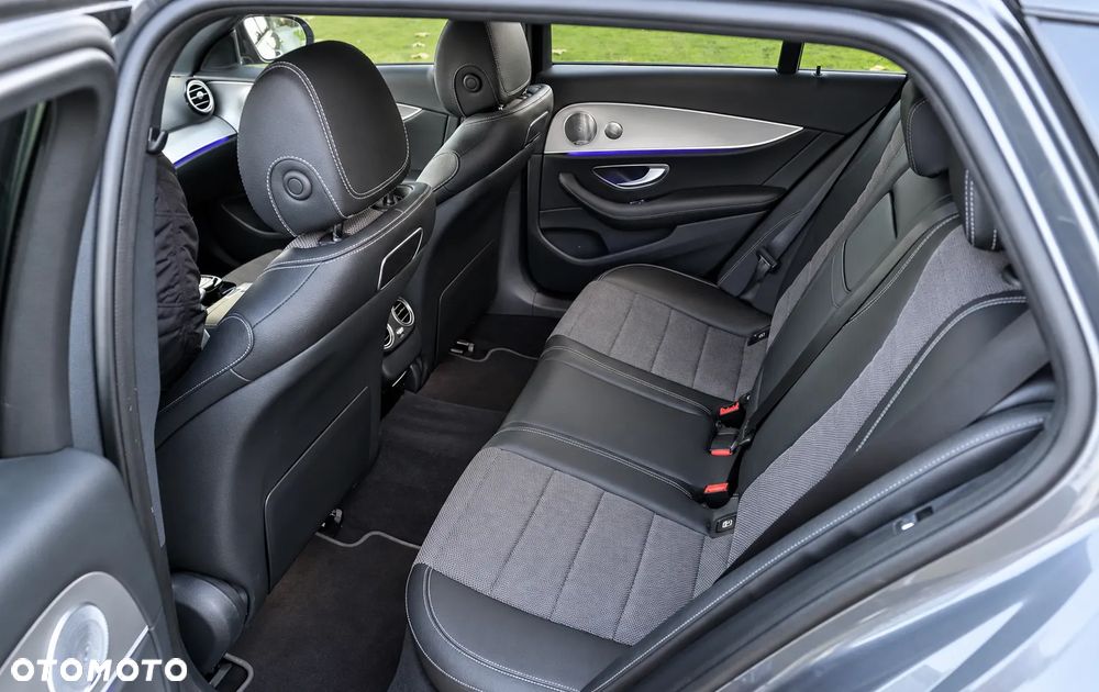 Mercedes-Benz Klasa E 220 d 9G-TRONIC - 6