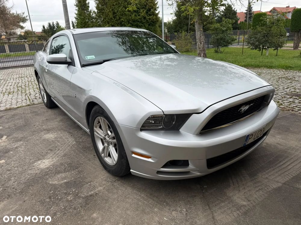 Ford Mustang 3.7 V6 - 1