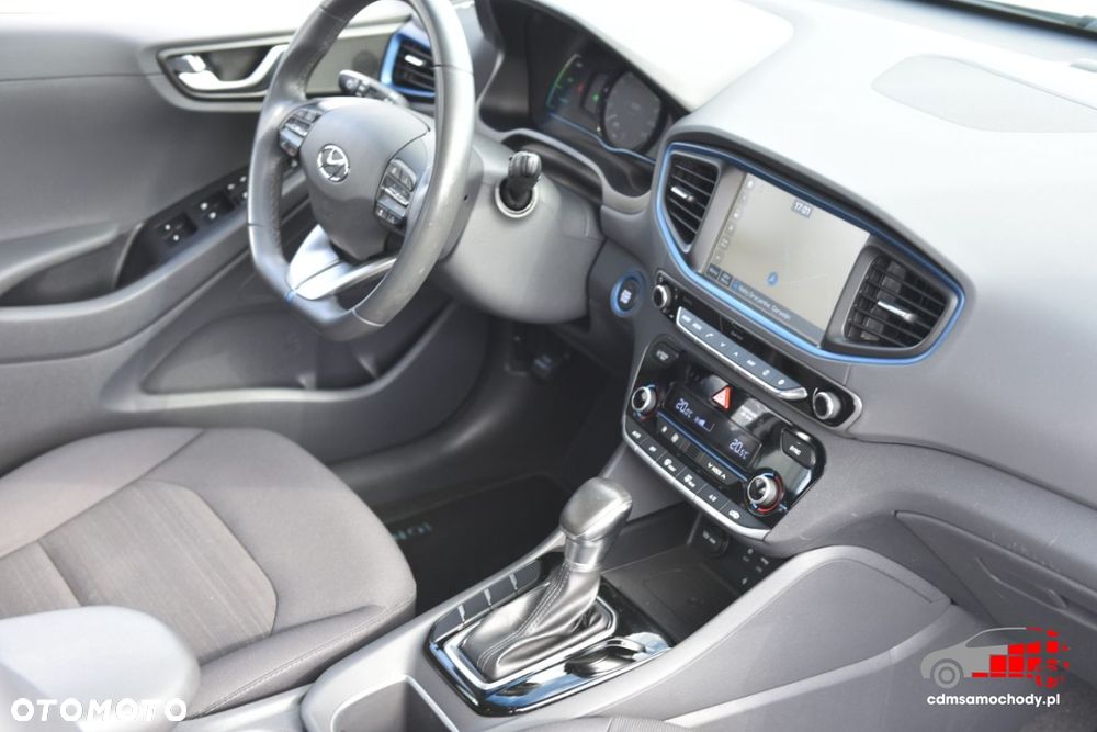 Hyundai IONIQ - 25