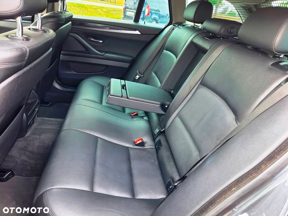BMW Seria 5 518d Business Edition - 30