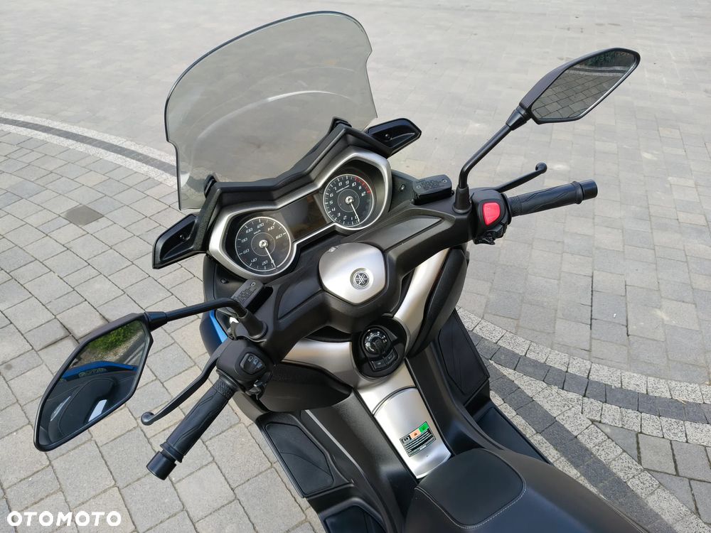 Yamaha X-max - 9