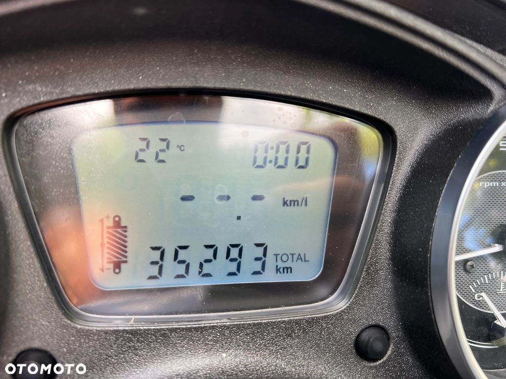 Piaggio X10 - 18