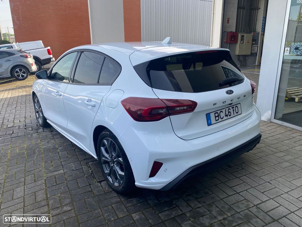 Ford Focus 1.0 EcoBoost MHEV ST-Line - 4