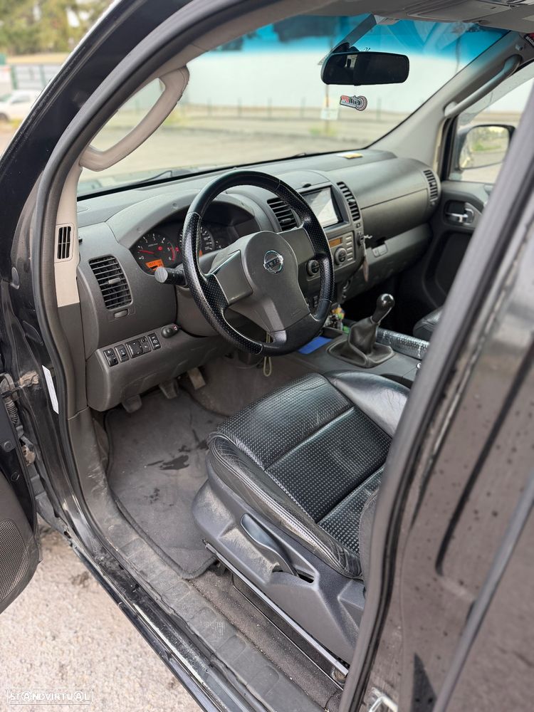 Nissan Pick Up - 12