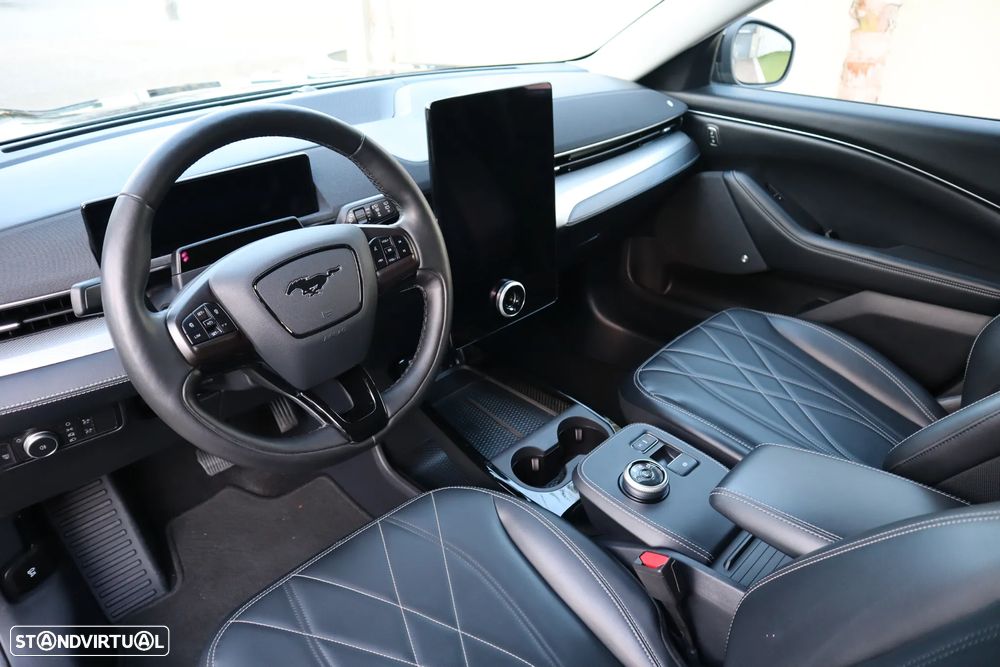 Ford Mustang Mach-E Standard - 20