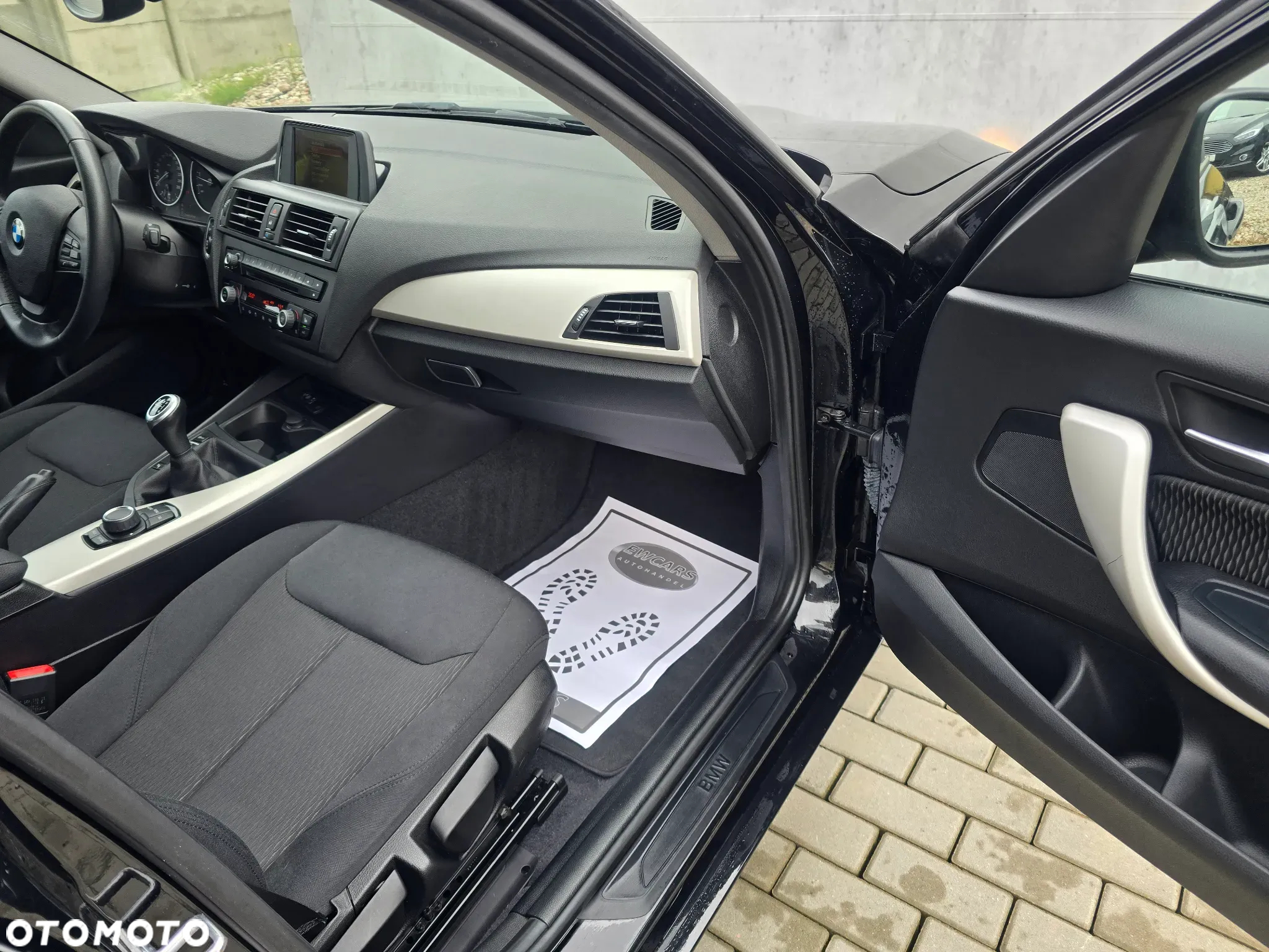 BMW Seria 1 114i Sport Line - 22