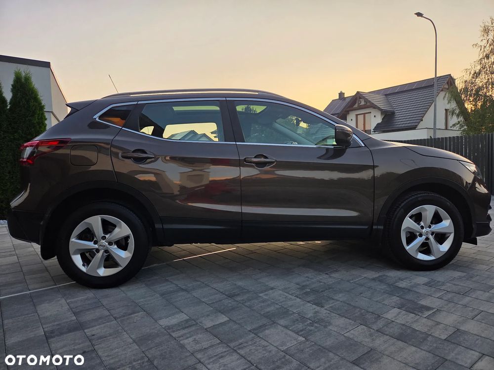 Nissan Qashqai 1.3 DIG-T Tekna+ - 10