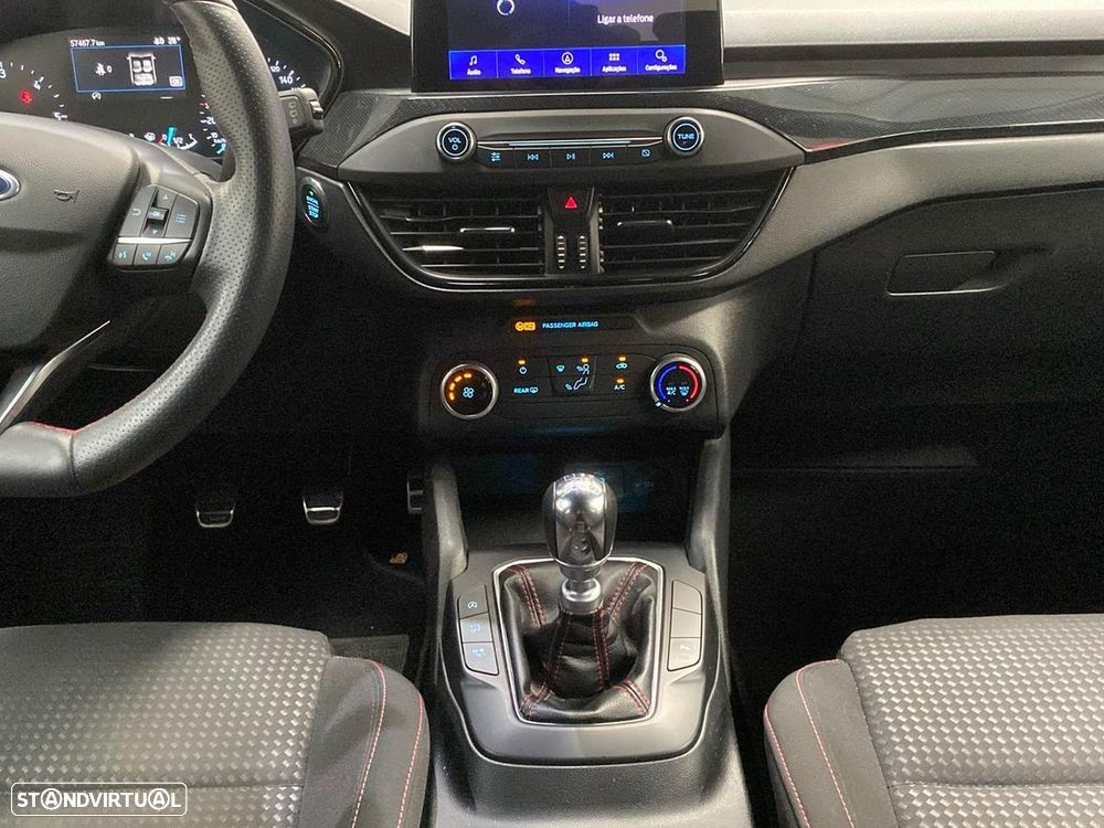 Ford Focus 1.5 TDCi EcoBlue ST-Line - 9