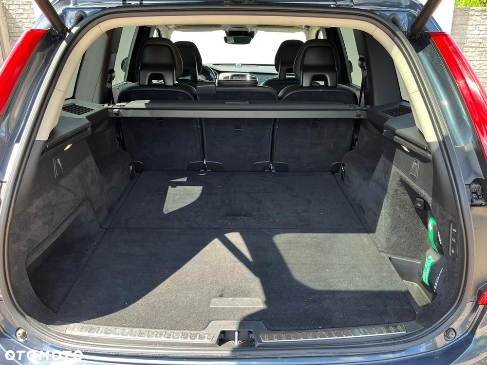 Volvo XC 90 - 10