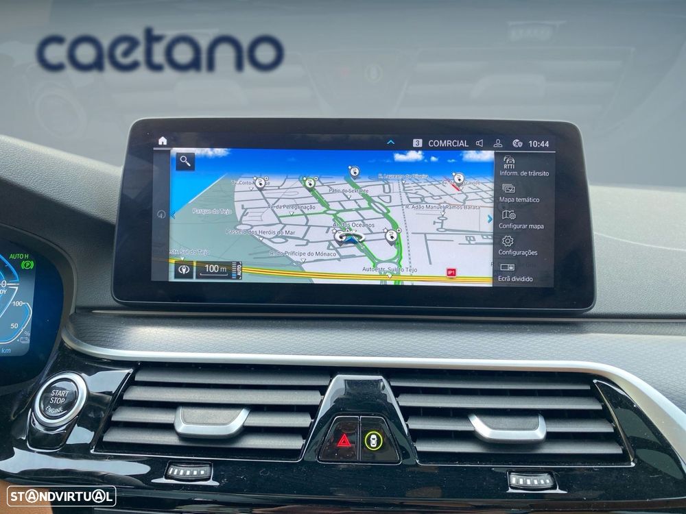 BMW 530 e Pack Desportivo M - 9