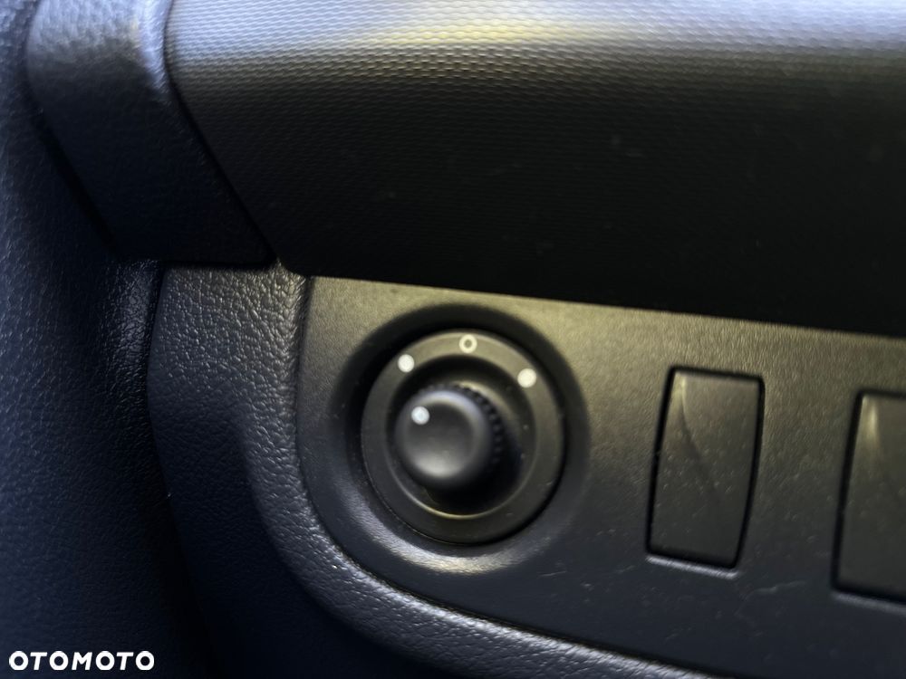 Dacia Sandero 1.0 SCe Laureate - 14