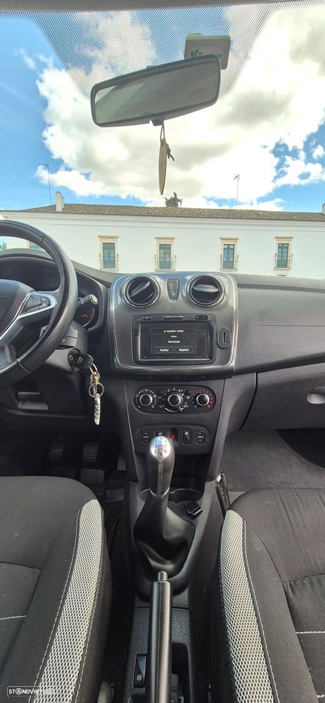 Dacia Logan MCV 0.9 TCe Stepway - 15