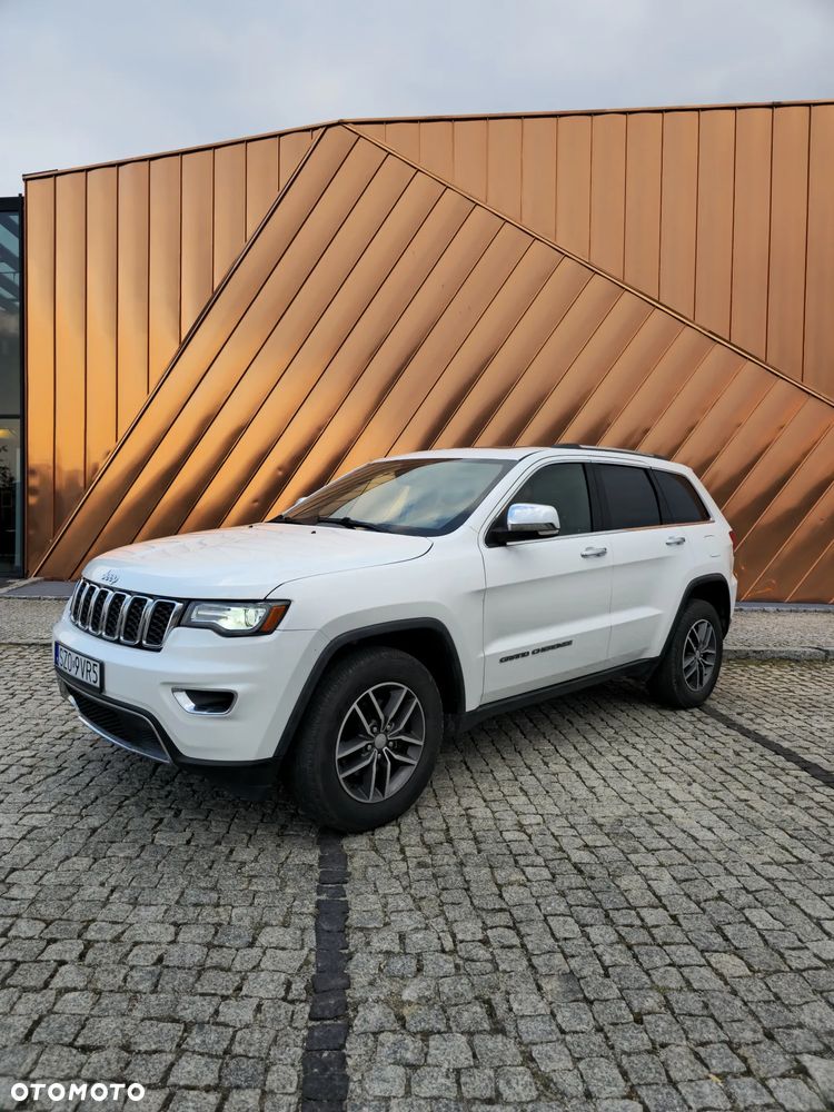 Jeep Grand Cherokee - 11