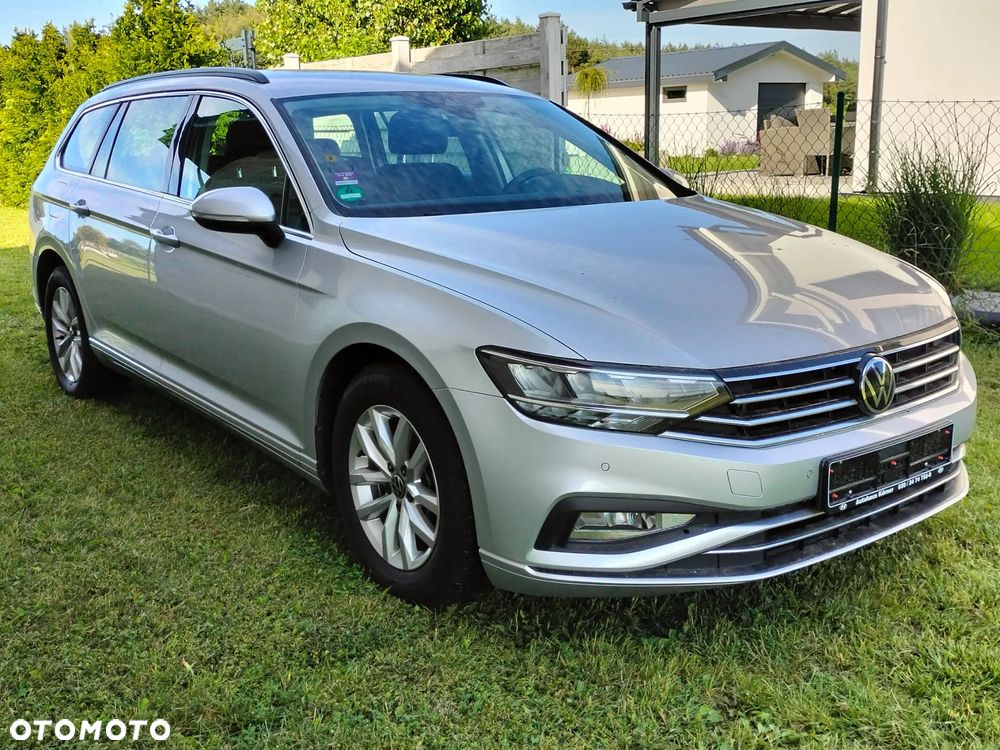 Volkswagen Passat 2.0 TDI SCR DSG - 25