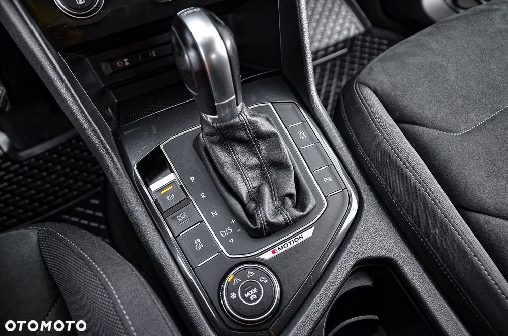 Volkswagen Tiguan 2,0 TSI OPF 4Motion DSG R-Line - 31