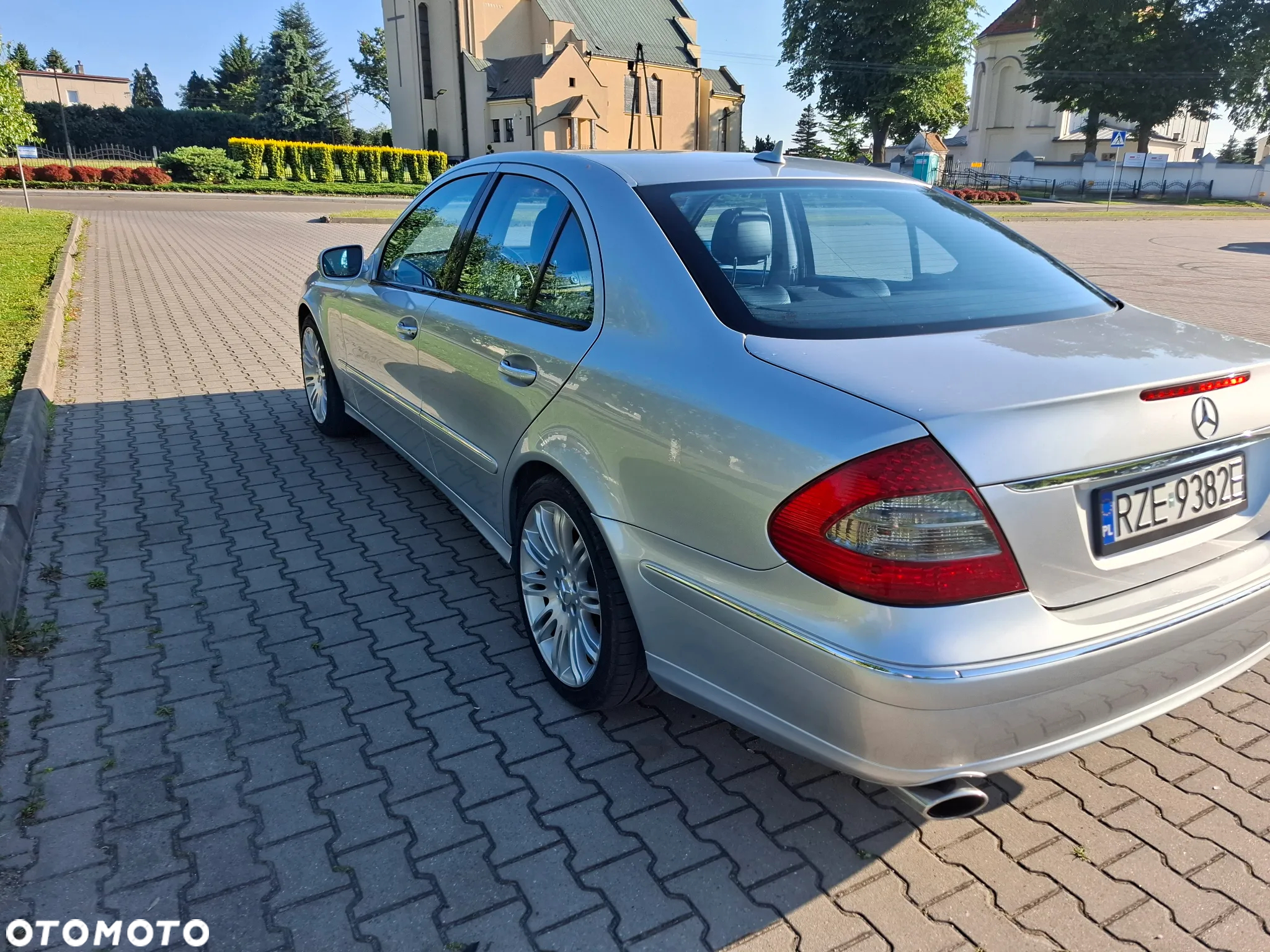Mercedes-Benz Klasa E 500 T 7G-TRONIC Avantgarde - 4