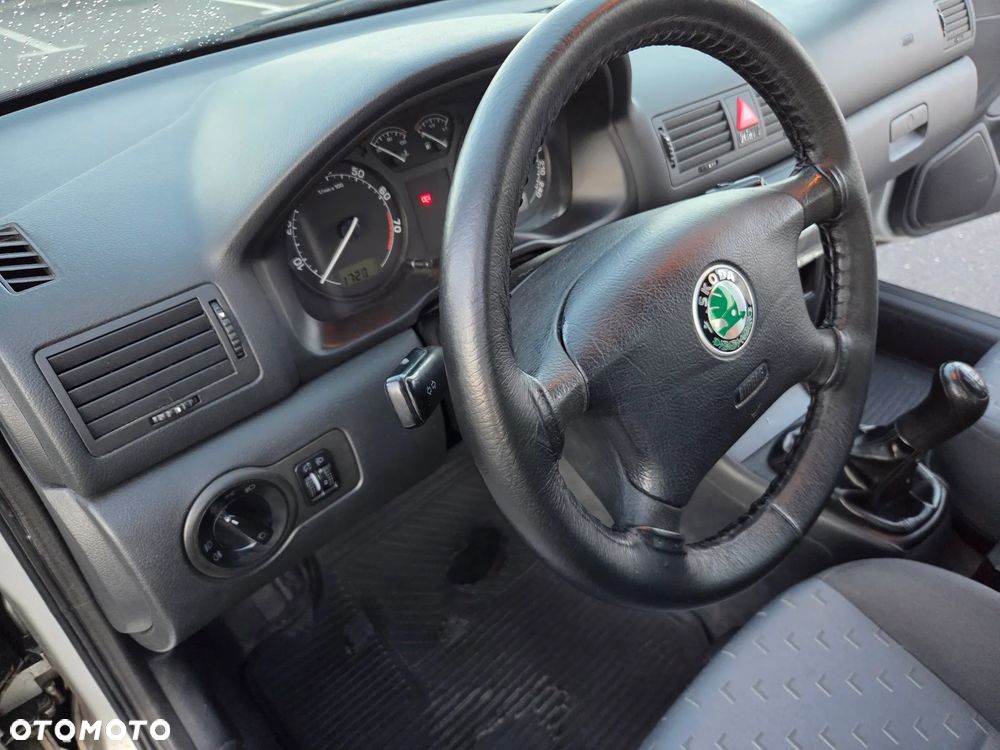 Skoda Octavia - 12