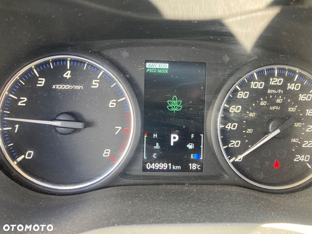 Mitsubishi Outlander - 20