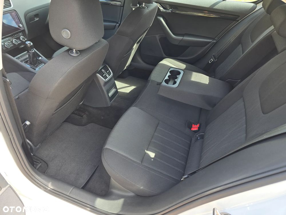 Skoda Octavia 1.5 TSI ACT Style - 22