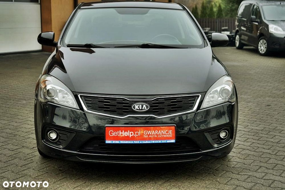 Kia Ceed 1.6 CRDi 90 ISG Vision - 11
