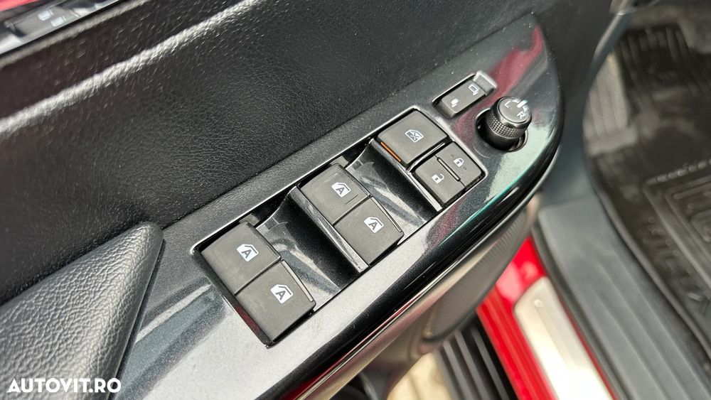 Toyota Hilux 2.8D 204CP 4x4 Double Cab AT GR Sport II - 21