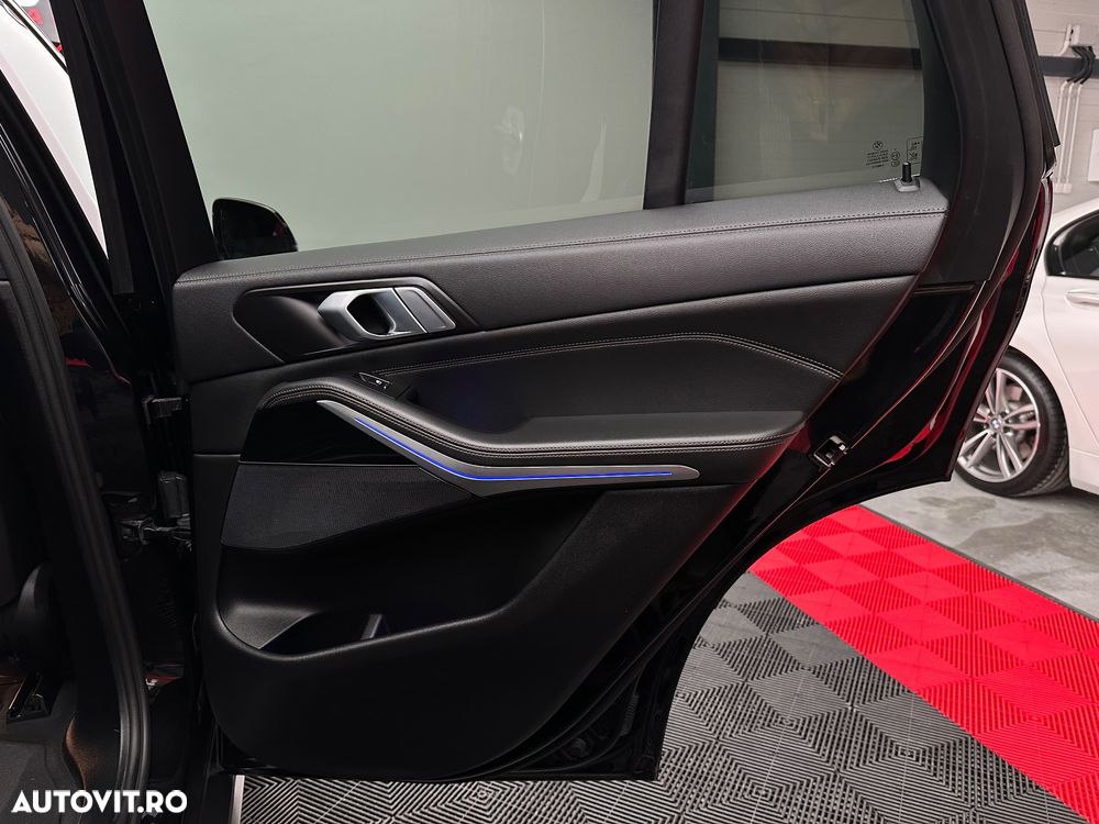 BMW X5 xDrive30d xLine - 25