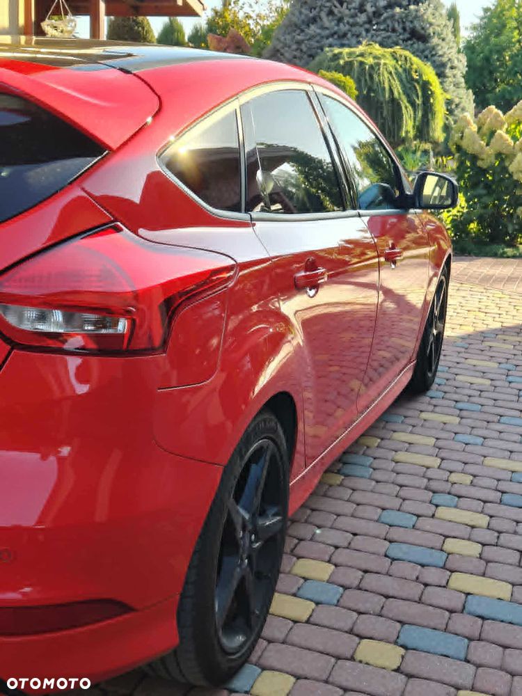Ford Focus - 8