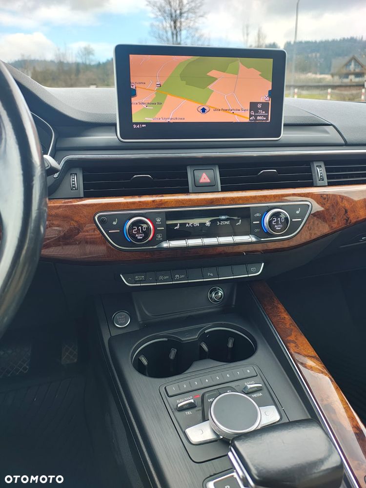 Audi A4 Limousine - 15