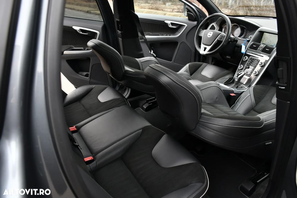 Volvo XC 60 D4 AWD Geartronic Summum - 23