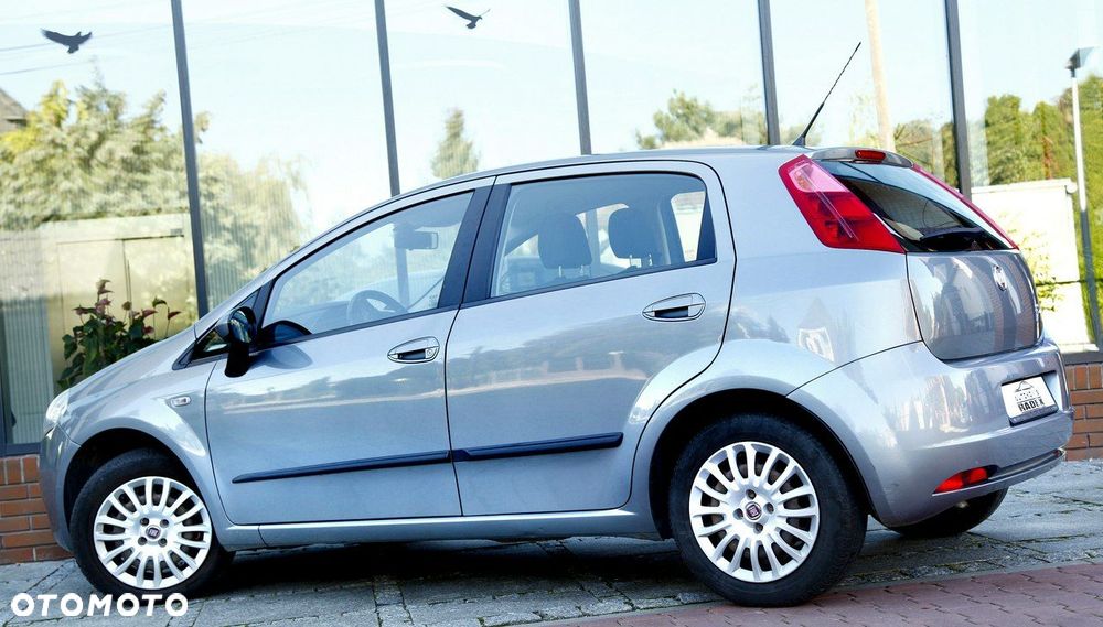 Fiat Punto 1.4 Young - 6