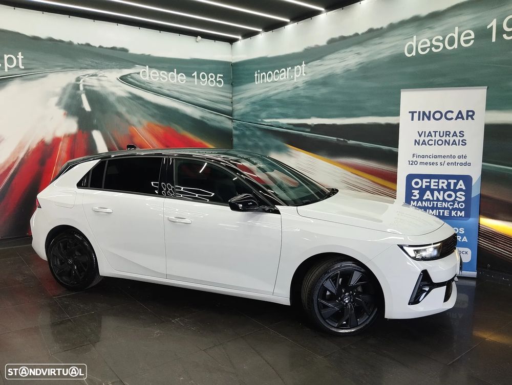 Opel Astra 1.2 T GS - 3