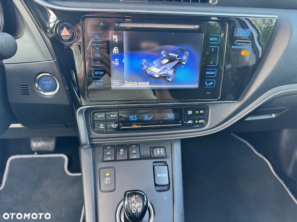 Toyota Auris Hybrid 135 Comfort - 34