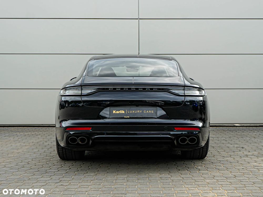 Porsche Panamera Turbo S - 6