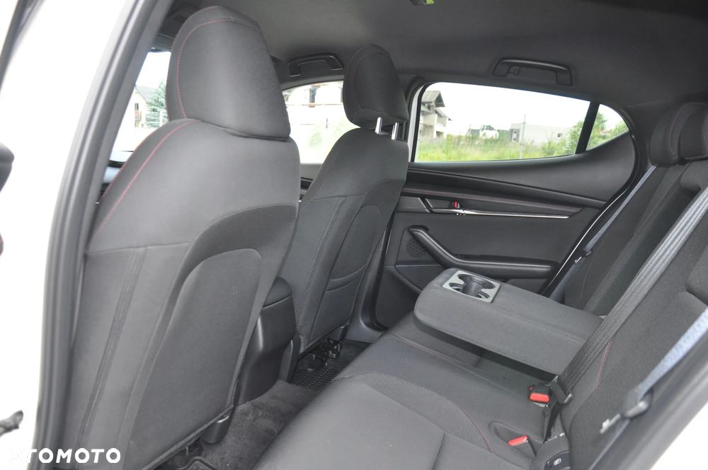 Mazda 3 e-SKYACTIV-G 2.0 M HYBRID 150 HOMURA - 27