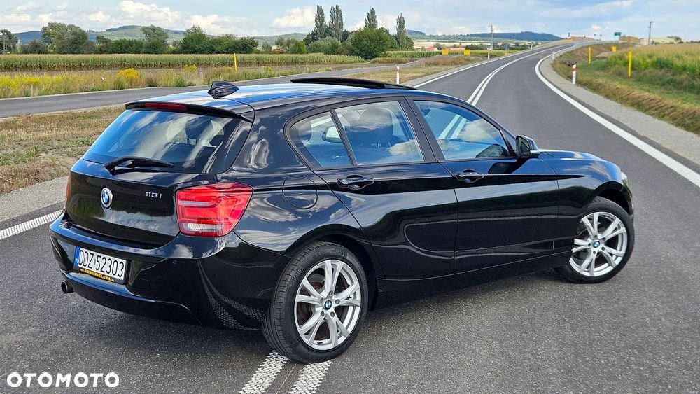 BMW Seria 1 118i Sport Line - 3