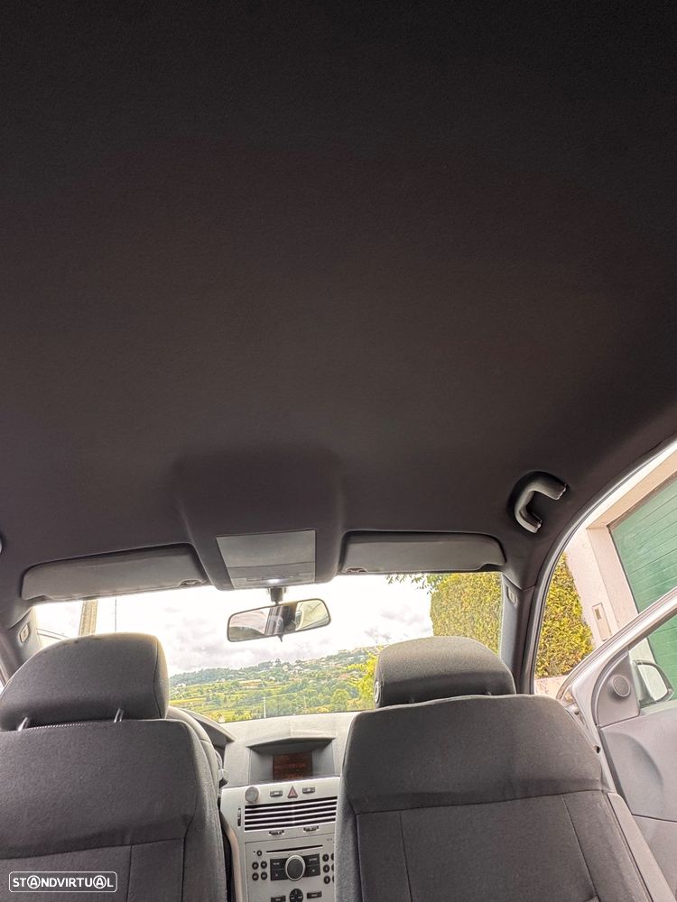 Opel Astra GTC 1.7 CDTI - 14