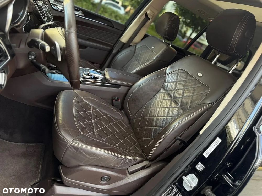 Mercedes-Benz GLS 450 4Matic 9G-TRONIC Exclusive - 13