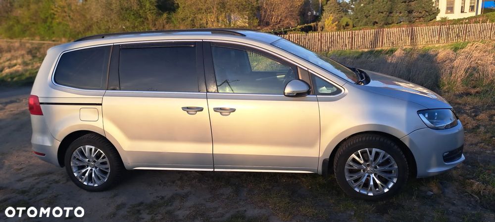 Volkswagen Sharan 2.0 TDI Comfortline DSG - 6