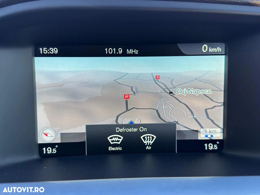 Volvo V60 D2 Geartronic Powershift Momentum - 34