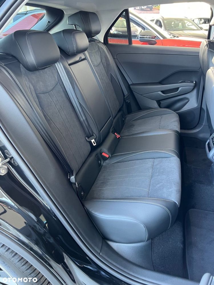 Volkswagen T-Roc - 6