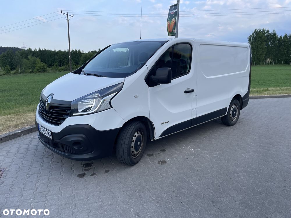 Renault TRAFIC - 2
