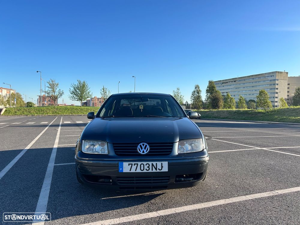 VW Bora 1.9 TDi Highline - 6