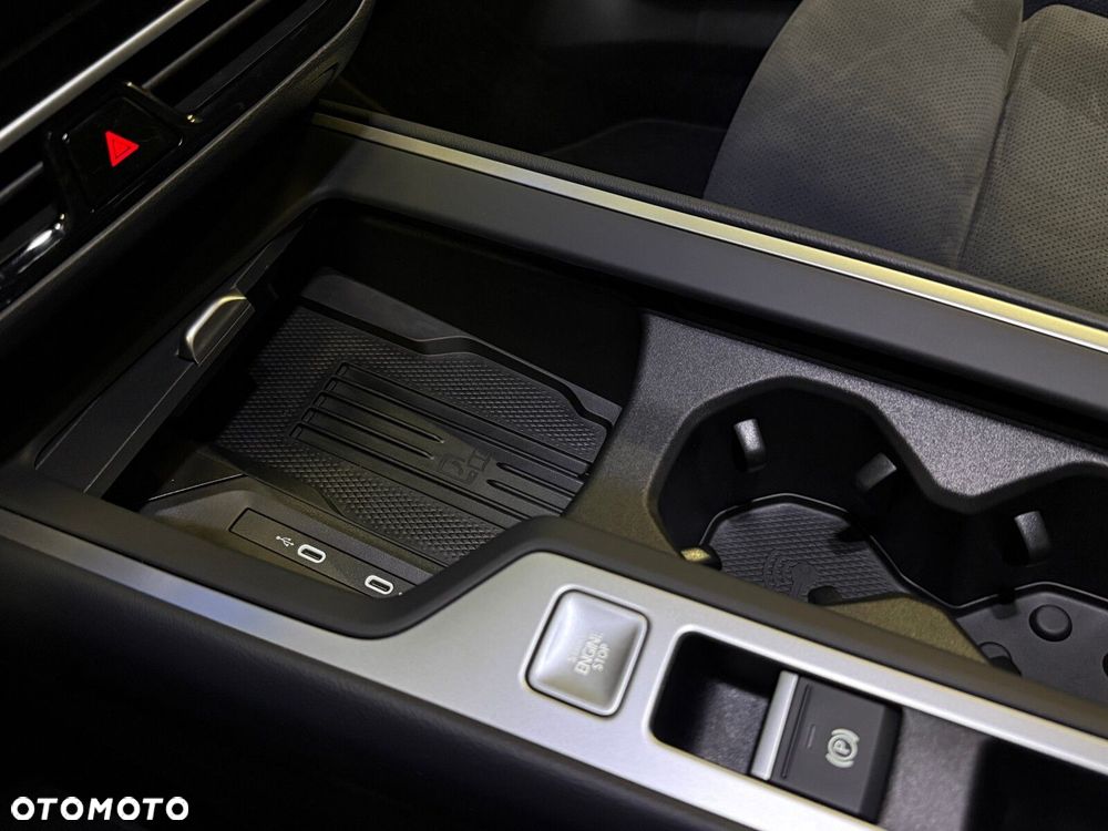 Volkswagen Passat 2.0 TSI Business Plus DSG - 37