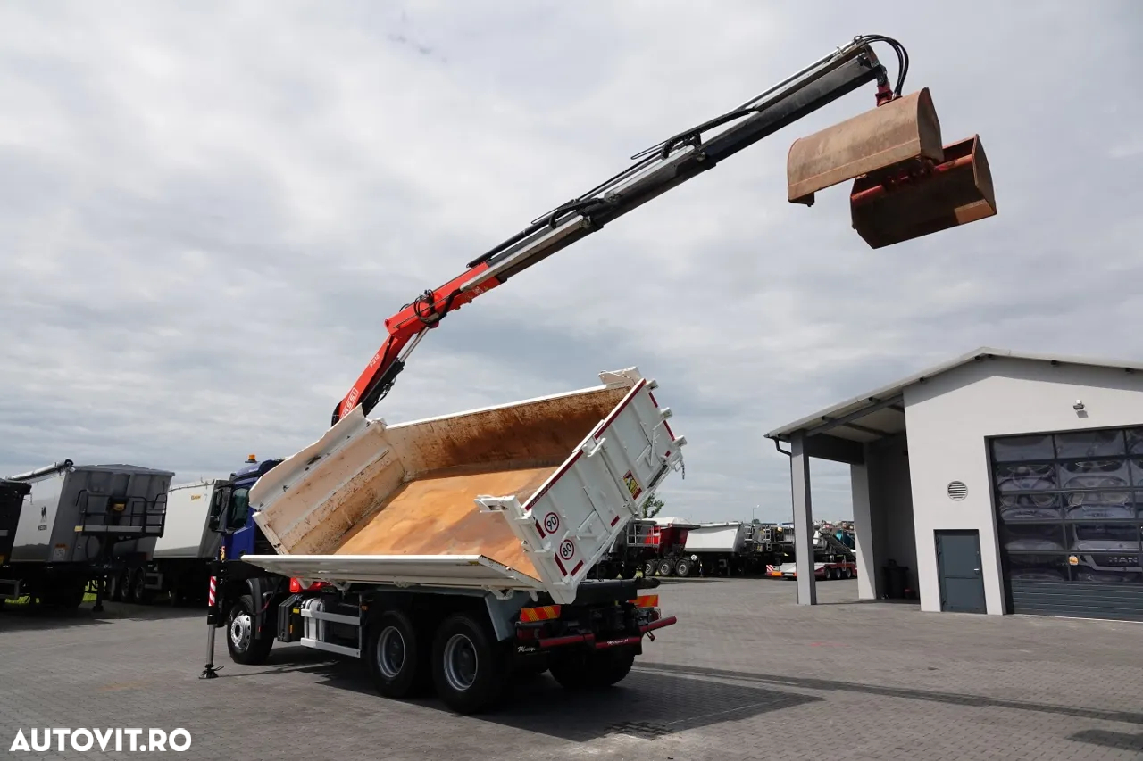 Mercedes-Benz AROCS 2636 / 6x4 / TIPPER / HYDROBORTA / + HDS FASSI F215 / RADIO CONTROL / ROTATOR / GRAB / EURO 6 - 7