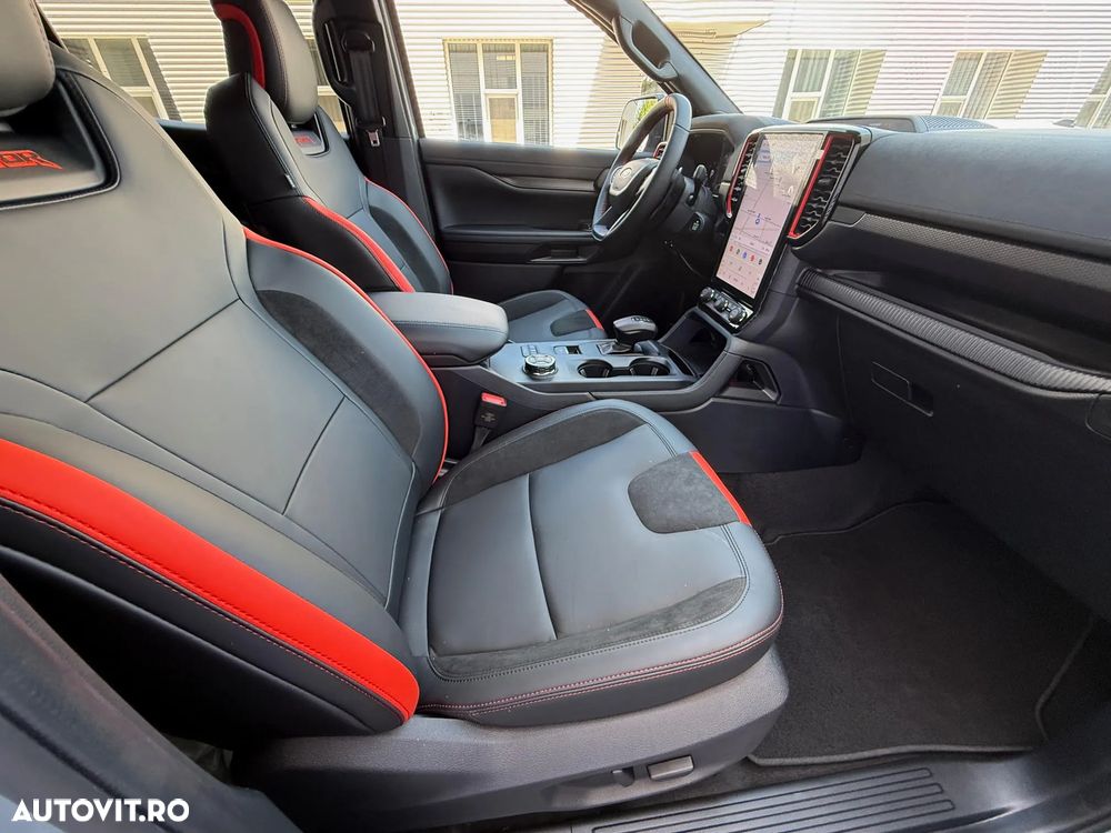 Ford Raptor - 14