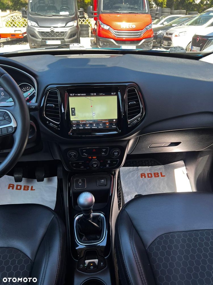 Jeep Compass 1.4 MultiAir Sport - 29