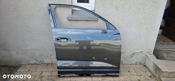 AUDI Q3 2 II 83F 83A SPORTBACK 2019- DRZWI PRAWY PRZÓD 83F831052