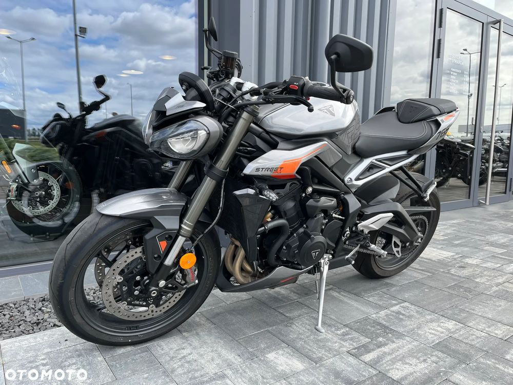Triumph Street Triple
